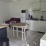 Dans Haras شقة *